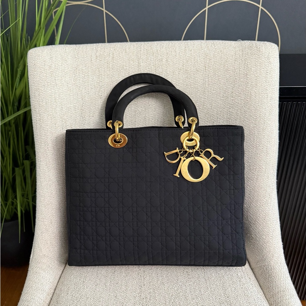 Christian Dior Lady Dior Canage Handbag - Picture 2 of 16